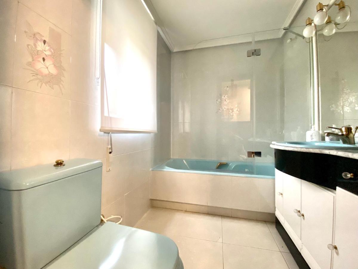 Housing Leon Casa Con Jardin Villa Ngoại thất bức ảnh